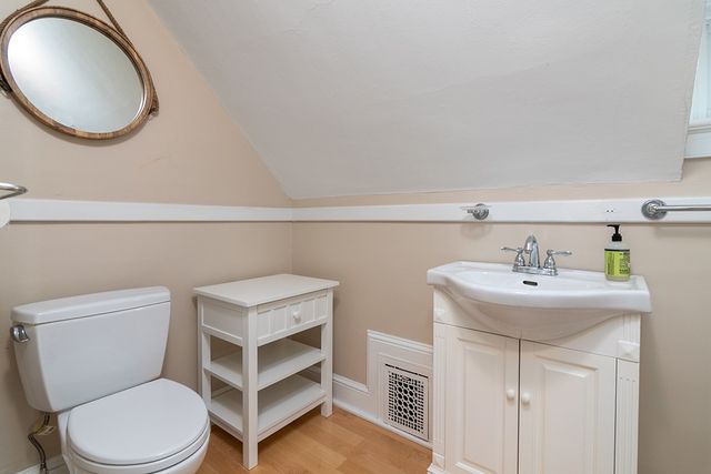 15 Humboldt Avenue, Providence, RI 02906