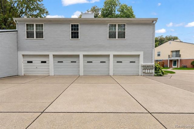 24775 Meadow Creek Drive, Harrison Twp, MI 48045