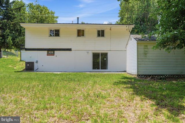 3012 LUMAR DR, Fort Washington, MD 20744