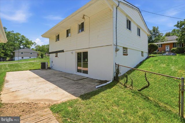 3012 LUMAR DR, Fort Washington, MD 20744