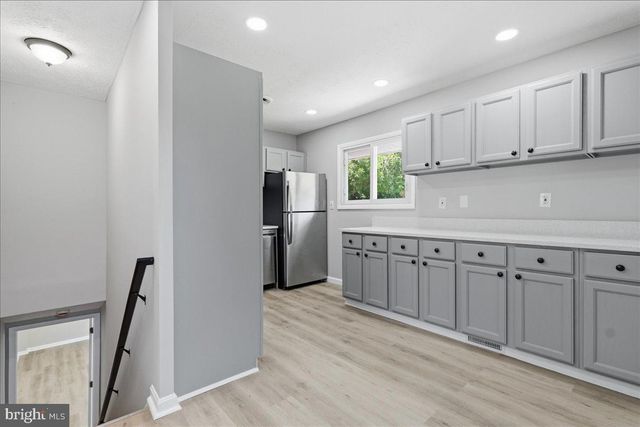 3012 LUMAR DR, Fort Washington, MD 20744