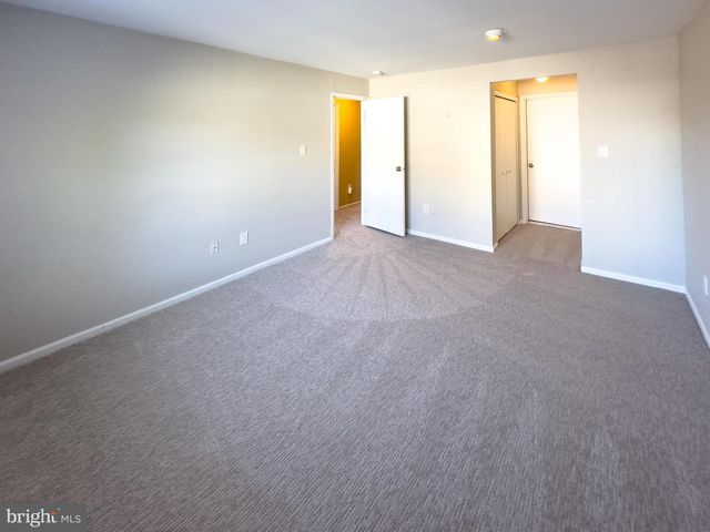 806 WHARTON RD, Mount Laurel, NJ 08054