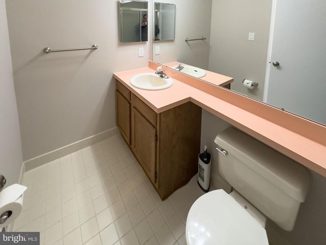 806 WHARTON RD, Mount Laurel, NJ 08054