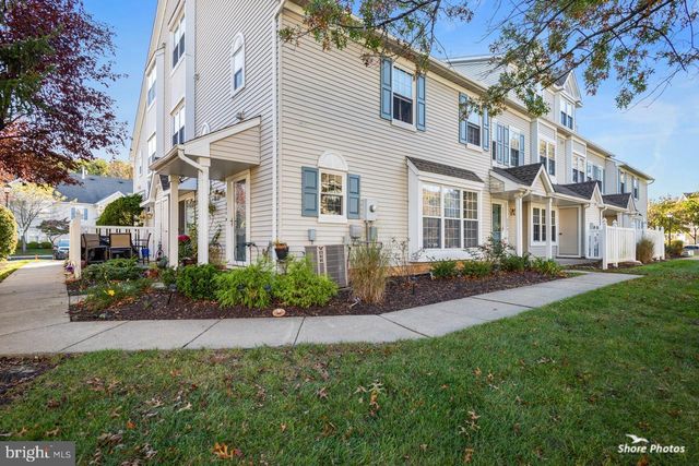 806 WHARTON RD, Mount Laurel, NJ 08054