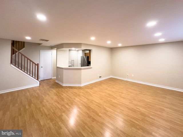 806 WHARTON RD, Mount Laurel, NJ 08054