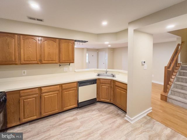 806 WHARTON RD, Mount Laurel, NJ 08054