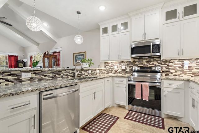 1207 South Lenox, Tyler, TX 75701