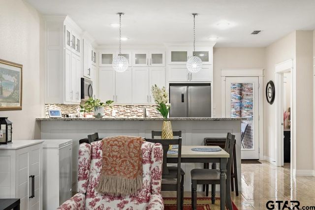 1207 South Lenox, Tyler, TX 75701