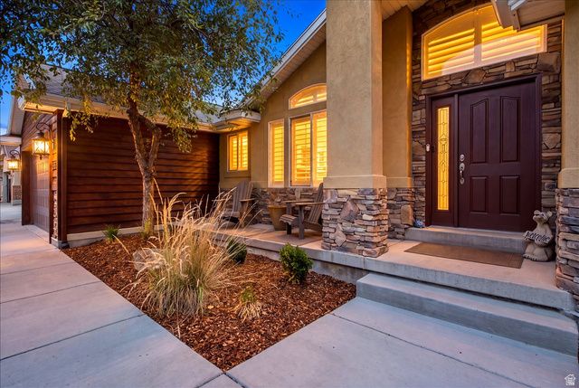 5343 S MORNING OAKS DR, Salt Lake City, UT 84123
