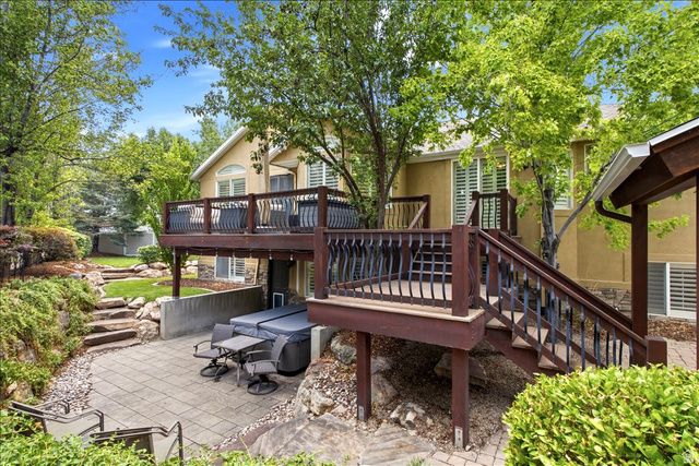 5343 S MORNING OAKS DR, Salt Lake City, UT 84123
