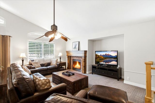 5343 S MORNING OAKS DR, Salt Lake City, UT 84123