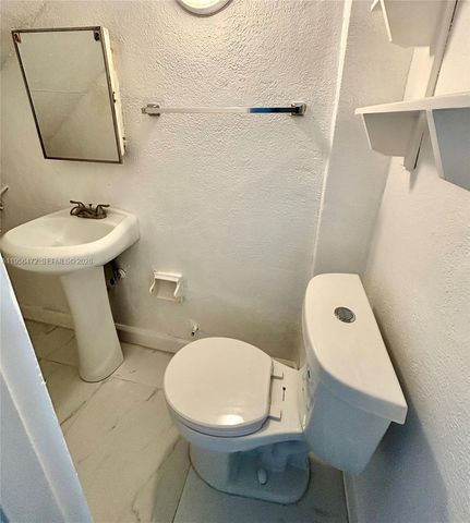 2154 SW 4th St 3, Miami, FL 33135