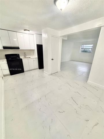 2154 SW 4th St 3, Miami, FL 33135