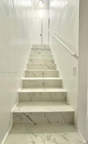 2154 SW 4th St 3, Miami, FL 33135