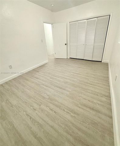 2154 SW 4th St 3, Miami, FL 33135