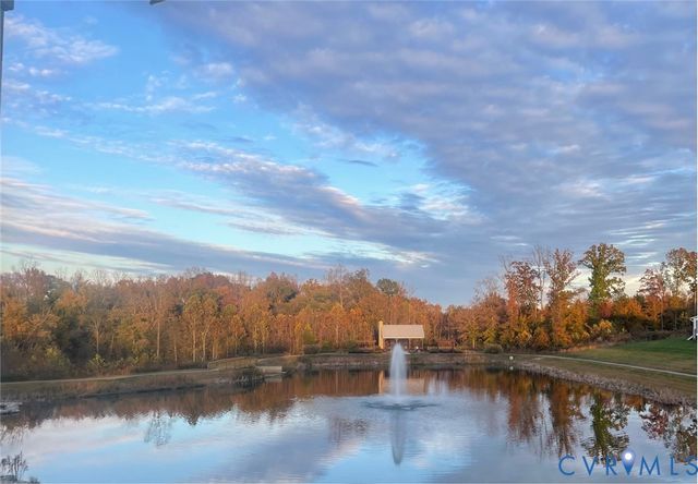 12348 S Crossing Dr, Manakin Sabot, VA 23103