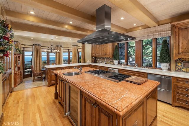 18 Channel Vista, Newport Coast, CA 92657