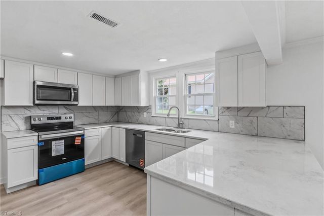 413 Junction Street, Mount Airy, NC 27030