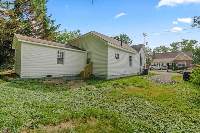 413 Junction Street, Mount Airy, NC 27030