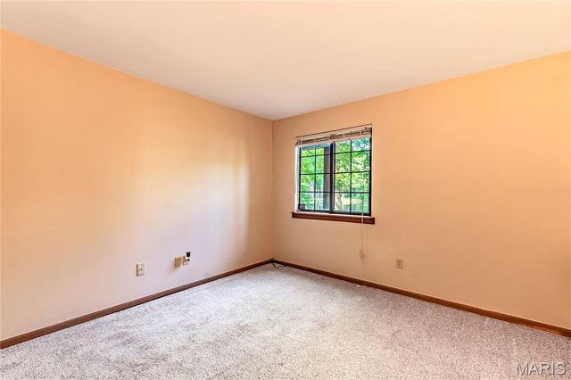 1440 Heritage Landing 105, St Charles, MO 63303