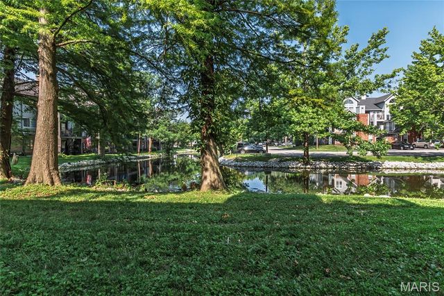 1440 Heritage Landing 105, St Charles, MO 63303