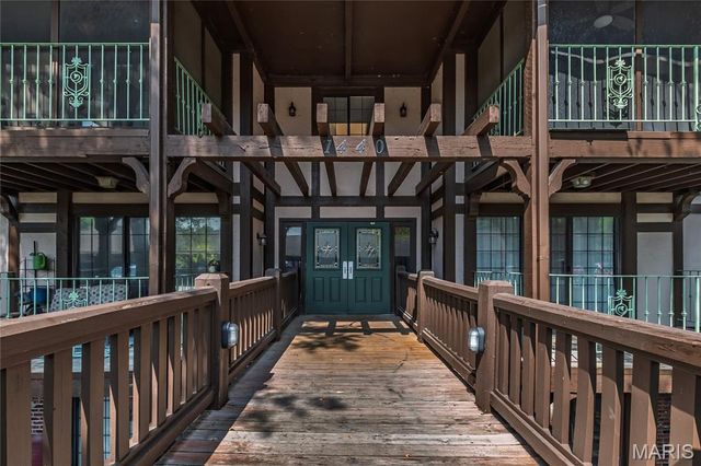 1440 Heritage Landing 105, St Charles, MO 63303