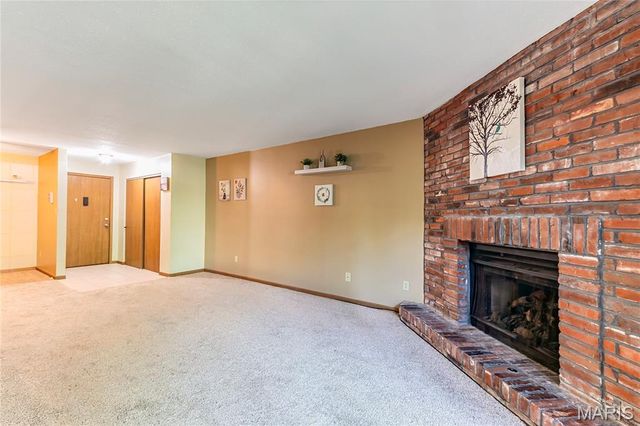 1440 Heritage Landing 105, St Charles, MO 63303