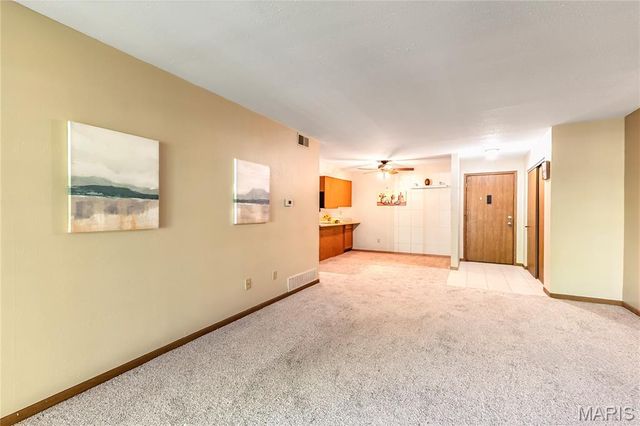 1440 Heritage Landing 105, St Charles, MO 63303