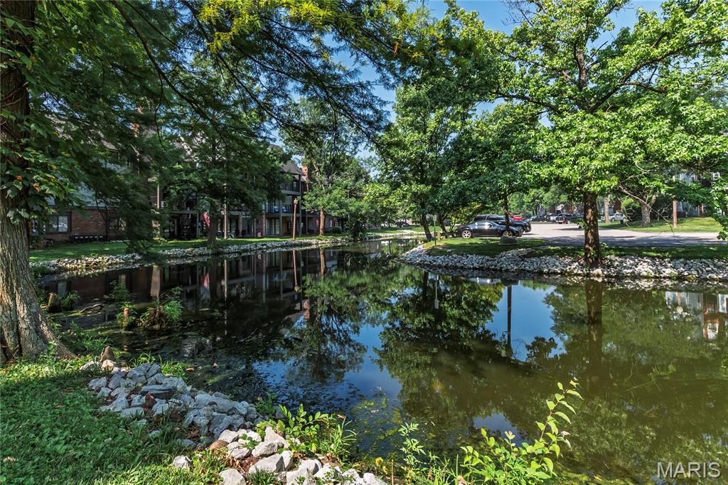 1440 Heritage Landing 105, St Charles, MO 63303