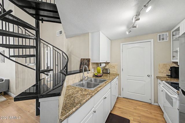 1701 E COLTER Street 490, Phoenix, AZ 85016