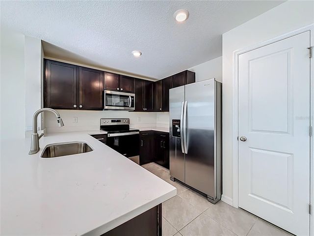 6687 SW 81ST LOOP, Ocala, FL 34476