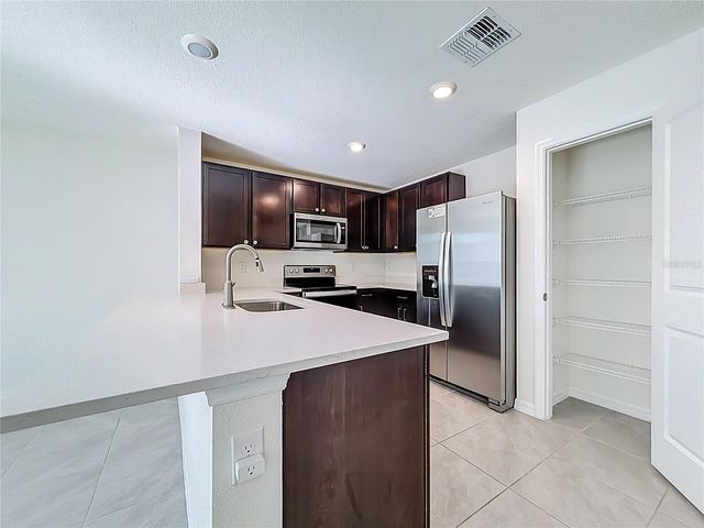 6687 SW 81ST LOOP, Ocala, FL 34476