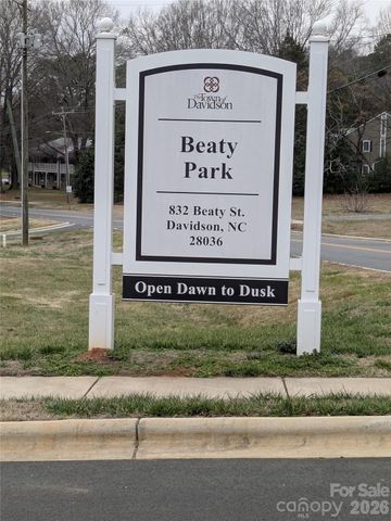 917 Shearer Street 20, Davidson, NC 28036