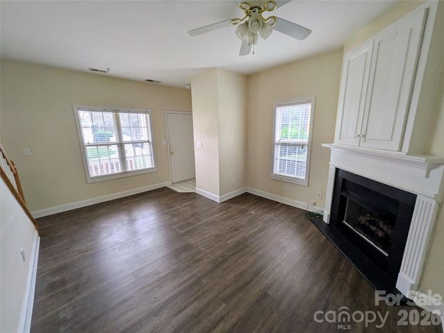 917 Shearer Street 20, Davidson, NC 28036