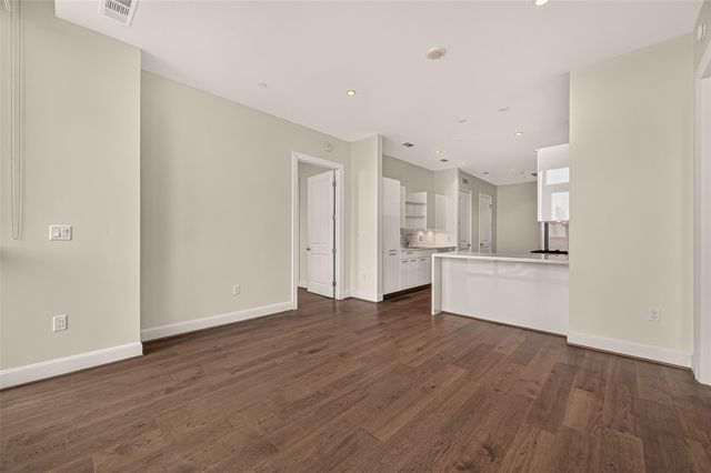 1211 Caroline Street 1403, Houston, TX 77002