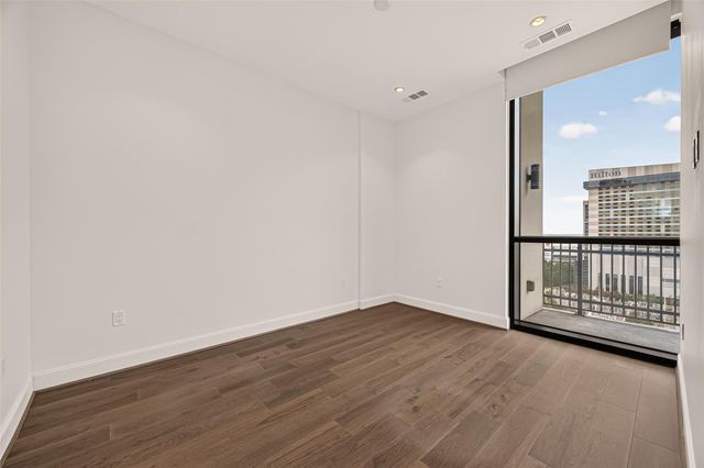 1211 Caroline Street 1403, Houston, TX 77002