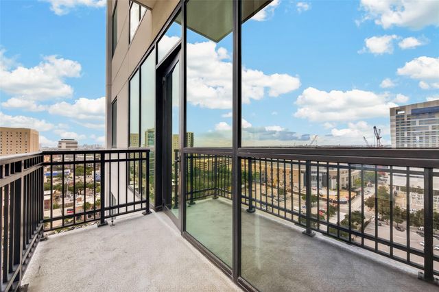 1211 Caroline Street 1403, Houston, TX 77002
