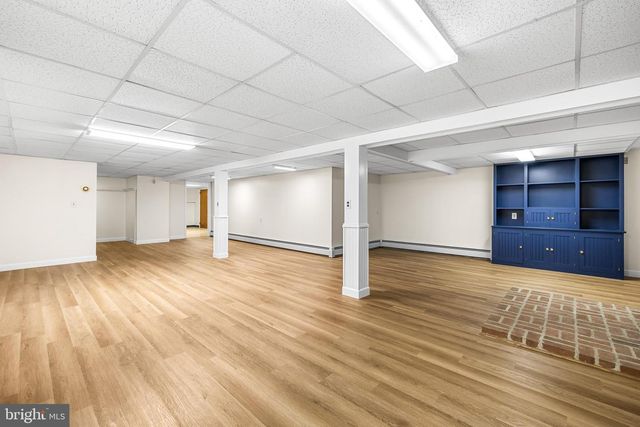 100 FREEDOM AVE, New Freedom, PA 17349
