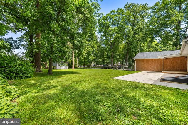 100 FREEDOM AVE, New Freedom, PA 17349