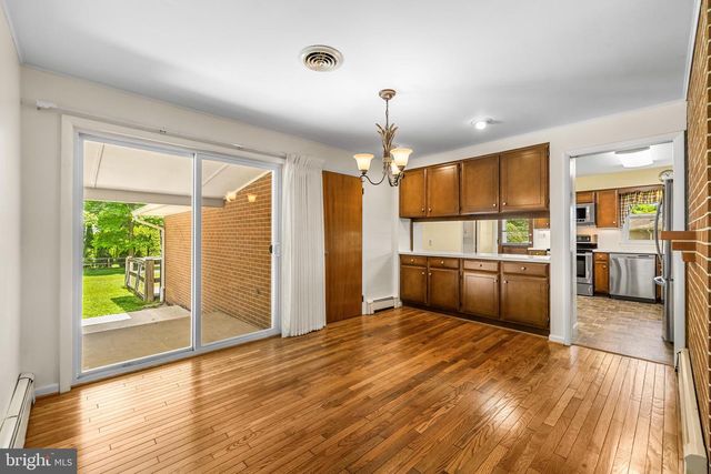 100 FREEDOM AVE, New Freedom, PA 17349