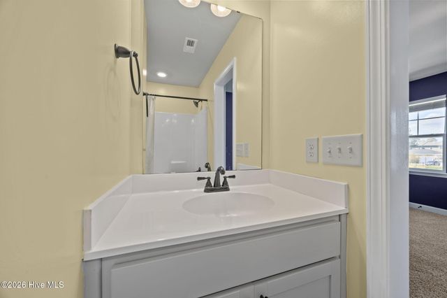 42 Catalina Circle, Swansboro, NC 28584