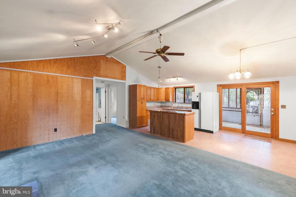 3 TUCKAHOE TRL, Hedgesville, WV 25427