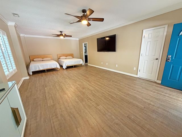 1019 Hickory Dr., Surfside Beach, SC 29575