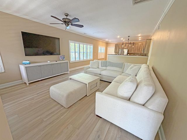 1019 Hickory Dr., Surfside Beach, SC 29575