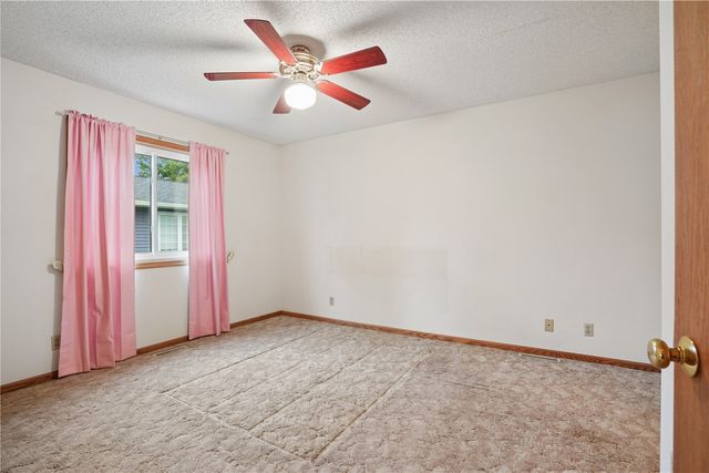 2509 Wilson Avenue SW, Cedar Rapids, IA 52404