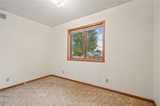 2509 Wilson Avenue SW, Cedar Rapids, IA 52404