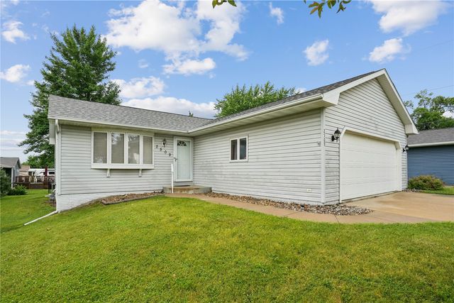 2509 Wilson Avenue SW, Cedar Rapids, IA 52404