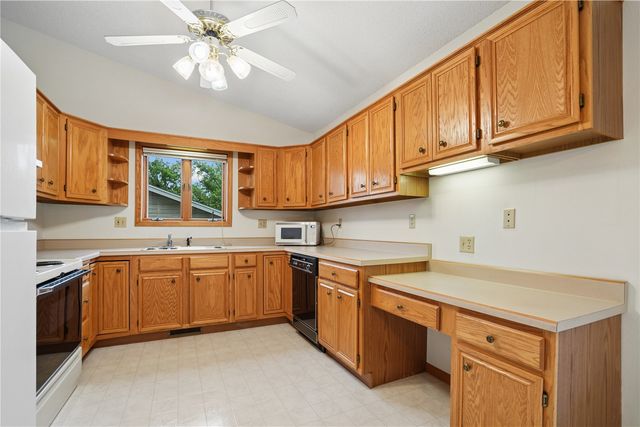 2509 Wilson Avenue SW, Cedar Rapids, IA 52404