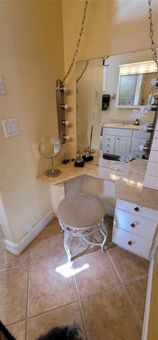 6610 MCKOWN ROAD, Sarasota, FL 34240