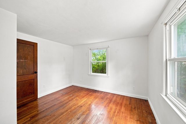 132 Miller St, Springfield, MA 01104